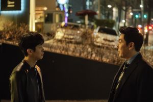 ▲趙震雄（右）、崔宇植主演的犯罪動作電影《無間對決》明年台灣上映。（圖／車庫娛樂）