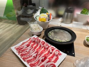 ▲有網友好奇「哪間火鍋CP值最高」,貼文一出,內行就推薦3間,直呼「排隊也要吃」。(示意圖/記者郭佩蓉攝) ▲有網友好奇「哪間火鍋CP值最高」,貼文一出,內行就推薦3間,直呼「排隊也要吃」。(示意圖/記者郭佩蓉攝)