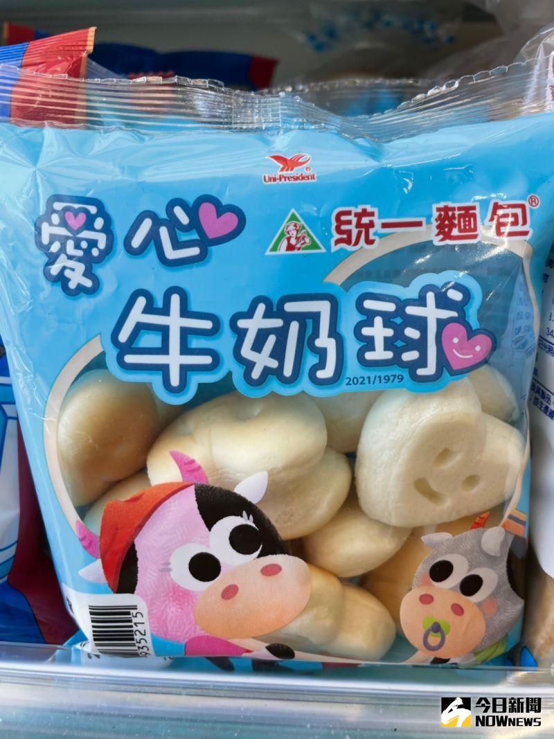 ▲統一系列產品上有兩組神秘數字，左邊的數字代表SKU，意即最小存貨單位，在連鎖零售門店中稱單品為一個SKU，後面則是整個麥香品牌推出的年份。（圖／記者劉雅文拍攝）
