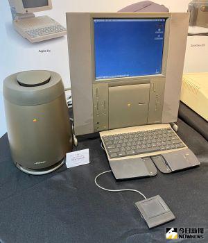 ▲現場最有價值的是1997年老電腦：麥金塔20周年紀念機，配備Bose喇叭和液晶螢幕，是Apple第一款內置LCD平面螢幕電腦。（圖／記者黃韻文拍攝）