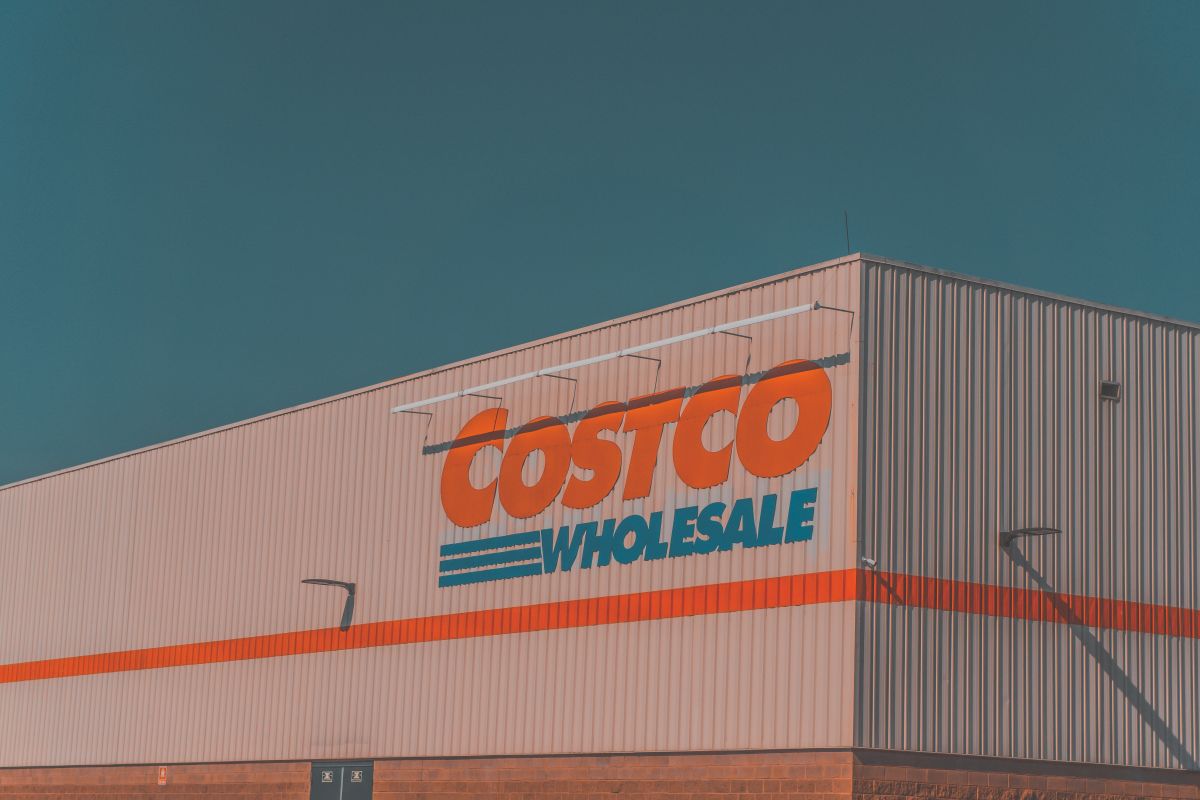 ▲知名美式賣場好市多（Costco）因商品特殊又價格優惠，一直以來都受到許多消費者喜愛。（示意圖／取自unsplash）