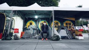 楊植斗 ▲國民黨副發言人楊植斗為公投絕食進入184小時,黃士修則為80小時。(圖/記者羅婉庭攝,2021.12.16)