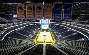 ▲NBA賽事受到疫情嚴峻的考驗。(圖/美聯社/達志影像) ▲NBA賽事受到疫情嚴峻的考驗。(圖/美聯社/達志影像)