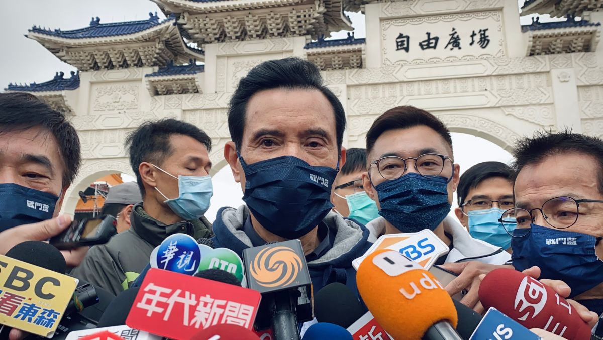 侯友宜「被刊登半版廣告」反核　馬英九：那是誤會
