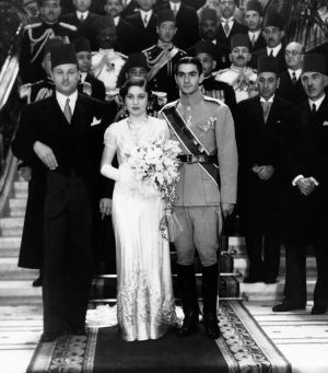 ▲法絲亞公主和巴列維王儲於1939年3月成婚。（圖／美聯社／達志影像）