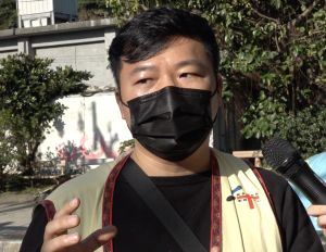 該中心漁工組專員李正新表示,未來會持續推動物資發放活動,也希望看到更多漁工的培力資源、港邊人權設施更完善。 ▲新事社會服務中心漁工組專員李正新表示,未來會持續推動物資發放活動,也希望看到更多漁工的培力資源、港邊人權設施更完善。(圖/攝影陳明安攝於2021.12.16)