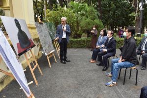 ▲駐日代表謝長廷由高雄市長陳其邁陪同參訪橋頭糖廠。(圖/高市府提供) ▲駐日代表謝長廷由高雄市長陳其邁陪同參訪橋頭糖廠。(圖/高市府提供)