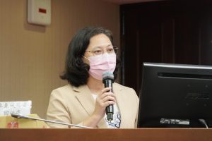賴香伶與跨黨派委員一同關心長照修法納入外籍移工的議題。(圖/取自立法委員賴香伶臉書) ▲賴香伶與跨黨派委員一同關心長照修法納入外籍移工的議題。(圖/取自立法委員賴香伶臉書)