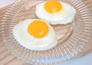 ▲網友分享用該食譜煎出的超完美太陽蛋。（圖／取自《我愛全聯-好物老實説》）