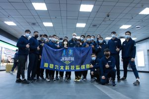 九太關懷寒士活動。(圖/高雄九太提供) ▲九太關懷寒士活動。(圖/高雄九太提供)