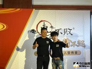 ▲徐乃麟(左)、唐從聖(右)今日一同出席電動麻將桌代言記者會。(圖/記者侯家瑜攝) ▲徐乃麟(左)、唐從聖(右)今日一同出席電動麻將桌代言記者會。(圖/記者侯家瑜攝)