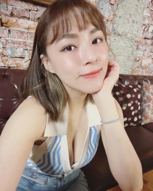 熊熊 ▲熊熊擁有G罩杯超火辣身材。(圖/翻攝熊熊IG)