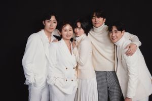 ▲《寧靜海》獨家在Netflix播出。(圖/Netflix) ▲《寧靜海》獨家在Netflix播出。(圖/Netflix)