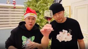周杰倫 ▲周杰倫變聖誕魔術,祝賀粉絲聖誕快樂。(圖/翻攝周杰倫IG)