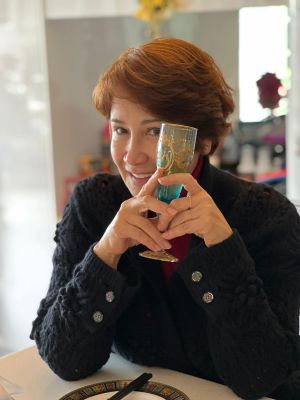 甄妮 ▲甄妮在桃園買了一塊地建立農場,過著優閒自在的退休生活。(圖/翻攝甄妮FB)