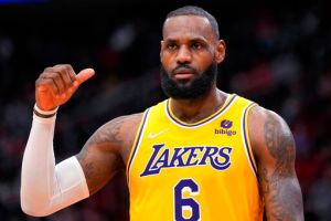NBA/鬼神大滿貫紀錄 詹皇續寫「老鬼傳奇」