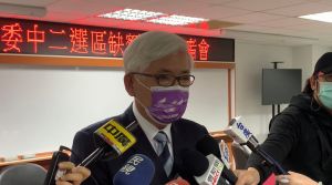 力挺台中市選委會 李進勇:先加派警力其他爭議以後檢討 ▲中選會主委李進勇表示,這次立委補選先加派警力,其他爭議以後檢討。(圖/記者顏幸如攝,2021.12.29)