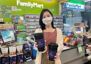 ▲因應跨年檔期,全家超商推出飲品優惠。(圖/業者提供) ▲因應跨年檔期,全家超商推出飲品優惠。(圖/業者提供)