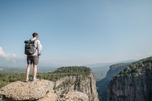 ▲原PO認為登山能消耗熱量又健康，可自己與山友卻愈變愈圓潤。（示意圖／Pexels）  