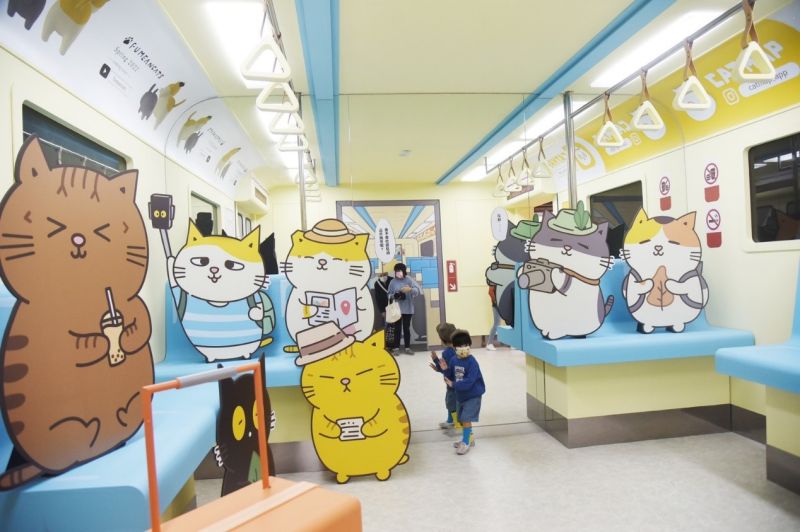▲準備好搭上黃阿瑪專屬捷運了嗎?(圖/記者陳明安攝,2021.12.29)