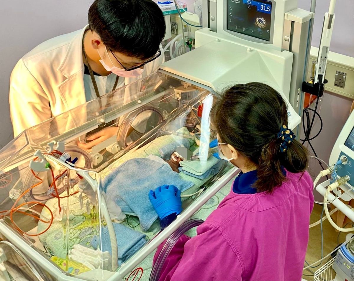 ▲我國疫情持續延燒，雖然確診人數下滑，不過兒童染疫併發腦炎死亡率持續攀升。（示意圖／NOWnews資料照）