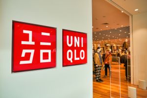 ▲有網友好奇「UNIQLO台灣賣這麼貴，為何還要買」，貼文一出，也有內行人分享省錢攻略，直呼「日本也沒比較便宜」。（圖／取自Shutterstock）
