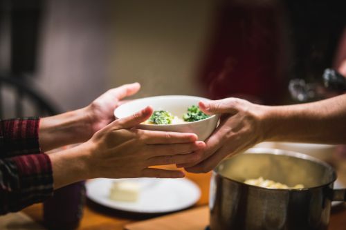 婆婆讓媳婦回家過年,她反遭娘家拒絕進門,怕會帶衰家運。(示意圖/取自unsplash) ▲原PO表示,今年自己。(示意圖/取自unsplash)