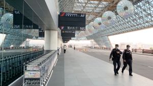 機場 ▲台灣2021年5月起因應本土疫情升溫暫緩外籍移工入境,直到同年11月才開始陸續恢復印尼籍和泰國籍移工入境。(圖/NOWnews資料照片)