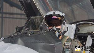 聯合頭盔瞄準系統(JHMCS) ▲F-16V戰機的聯合頭盔瞄準系統(JHMCS)。(圖/記者呂炯昌攝,2022.01.05)