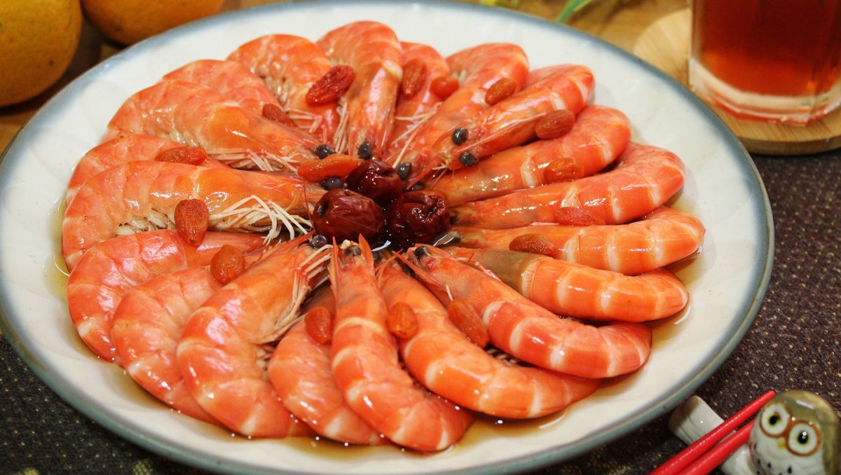 ▲醉蝦是過年最常見的年夜飯料理之一，為什麼過年要吃蝦，引起網友熱議。（圖／取自iCook「小潔的廚房記事」）