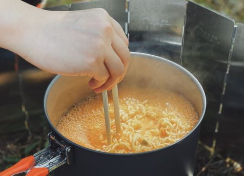 韓國五星主廚「完美泡麵煮法」！多1動作麵條Q爆　起鍋黃金時間曝
