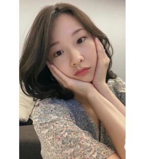 ▲▼嫣雯有韓系美人的味道。(圖/Yan Wen嫣雯IG) ▲▼嫣雯有韓系美人的味道。(圖/Yan Wen嫣雯IG)