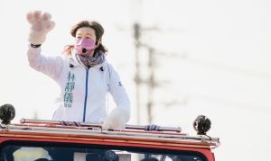 大小綠聯軍首勝 林靜儀:年底將與基進黨競爭又合作 ▲林靜儀今上午車隊謝票前,表示將先尊重基進的規劃。(圖/林靜儀競選總部提供,2022.01.10)