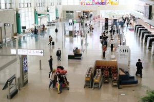 沖繩那霸機場 日本疫情 沖繩疫情 ▲(圖/美聯社/達志影像)