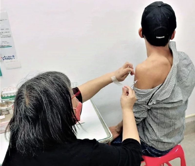 ▲新冠疫情升溫！北市單週新增10例確診，北市衛生局呼籲市民儘速接種疫苗。（圖／NOWnews資料照）