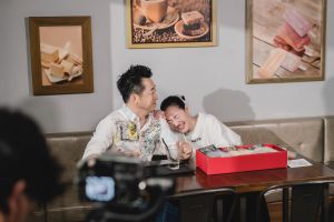 ▲庾澄慶(左)突鬆口會打老婆,小S(右)一句話狠虧。(圖/CATCHPLAY+提供) ▲庾澄慶(左)突鬆口會打老婆,小S(右)一句話狠虧。(圖/CATCHPLAY+提供)