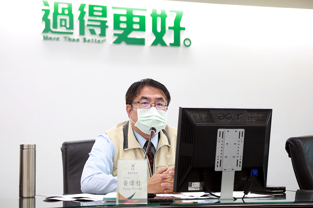 ▲台南市長黃偉哲今在臉書上指出,他沒有做過線民,也不曾配合威權特務的作為。(圖/資料照片)