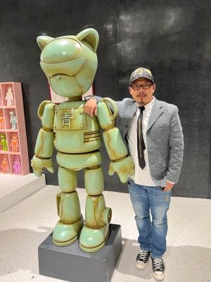 方文山 ▲方文山的工作室耗費2年多,推出潮流公仔「龐克貓史汀」。(圖/翻攝方文山FB)