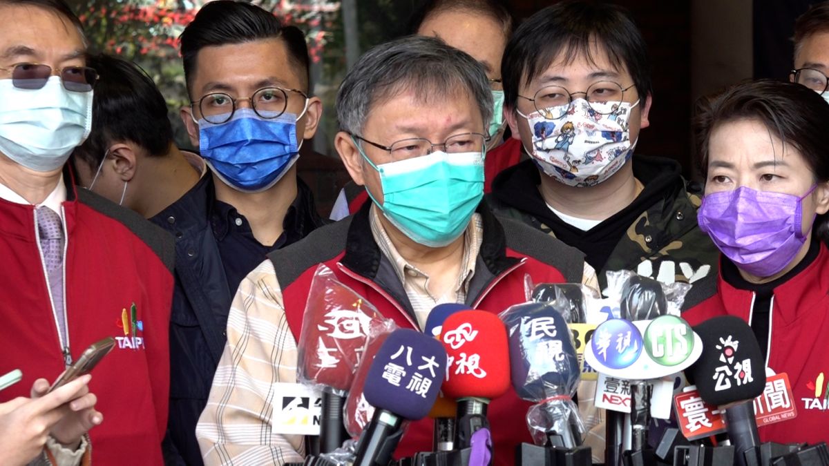 ▲台北市長柯文哲今早視察防疫專責旅館。(圖/記者朱永強攝,2022.1.15)