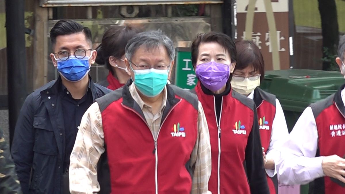 ▲台北市長柯文哲與副市長黃珊珊今日視察防疫專責旅館。(圖/記者朱永強攝,2022.1.15)