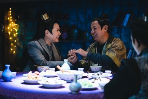 ▲ 唐美雲（左）與蔡振南在《孟婆客棧》演出父子。（圖 / 公視台語台）