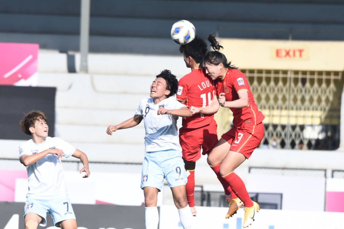 ▲2022女子亞洲盃足球賽，上演「海峽內戰」中華隊最終不敵中國隊。（圖／中華足協提供）
