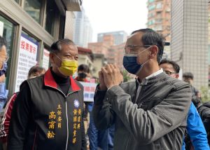 朱立倫 ▲ 國民黨主席朱立倫今(23)日上午前往新北市黨部進行中央委員投票。(圖/記者羅婉庭攝,2022.01.23)