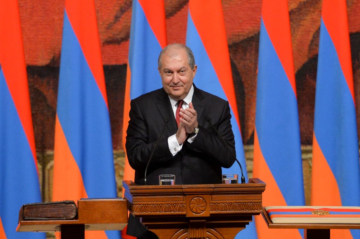 ▲亞美尼亞總統薩奇席恩表示，他的職位未能在國家遭遇危機的艱難時期對政策發揮影響力，決定辭去這個大體上為儀式性的職務。（圖／美聯社／達志影像）