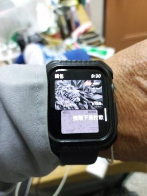 ▲原PO在爸爸生日時送他Apple Watch，並設定行動支付。（圖／取自Dcard）
