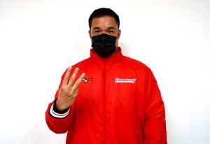 ▲味全龍今日正式簽下大師兄林智勝。(圖/味全龍提供) ▲味全龍今日正式簽下大師兄林智勝。(圖/味全龍提供)