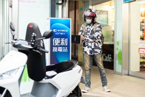 報導 ▲光陽Ionex 3.0去年大力布局換電站,2022年開年即宣布1068站點已佈建完成,而今年為滿足更多消費者,並因應市場趨勢,將加大充電版電車的推廣力道。(圖/KYMCO提供)