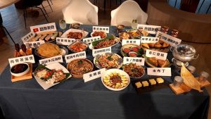 新北市府匯集了在新北市的50個東南亞異國美食店家,推出美食電子手冊。(圖/新北市政府) ▲新北市府匯集了在新北市的50個東南亞異國美食店家,推出美食電子手冊。(圖/新北市政府)