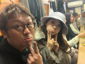 納豆 ▲納豆和依依年紀差距很大,但感情很甜蜜。(圖/翻攝納豆FB)