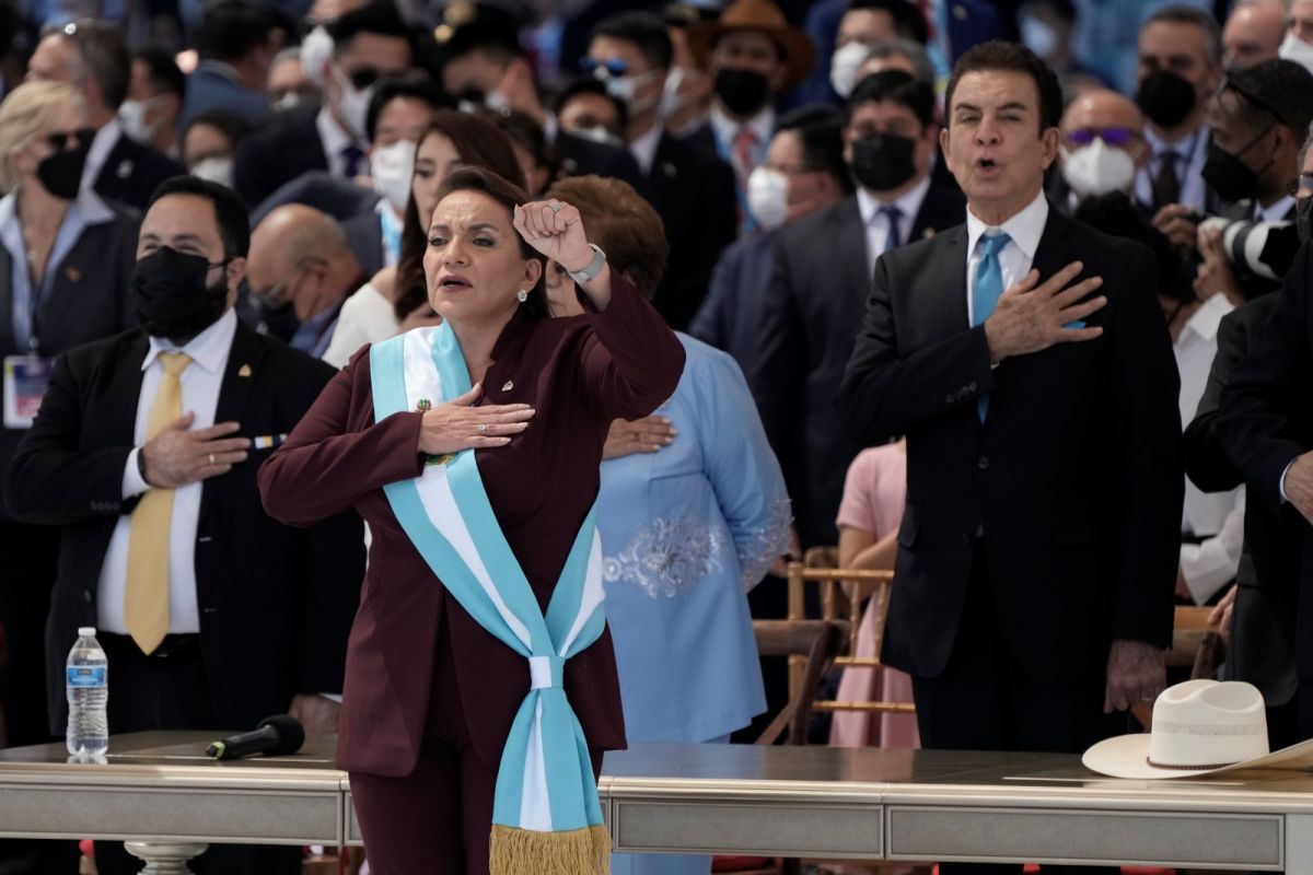 卡蕬楚成宏都拉斯首位女總統　賴清德出席就職典禮